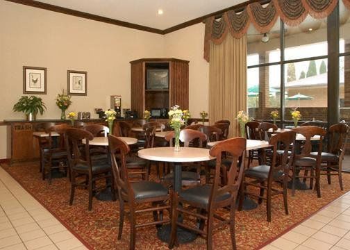 Days Inn By Wyndham Lexington Restaurant photo